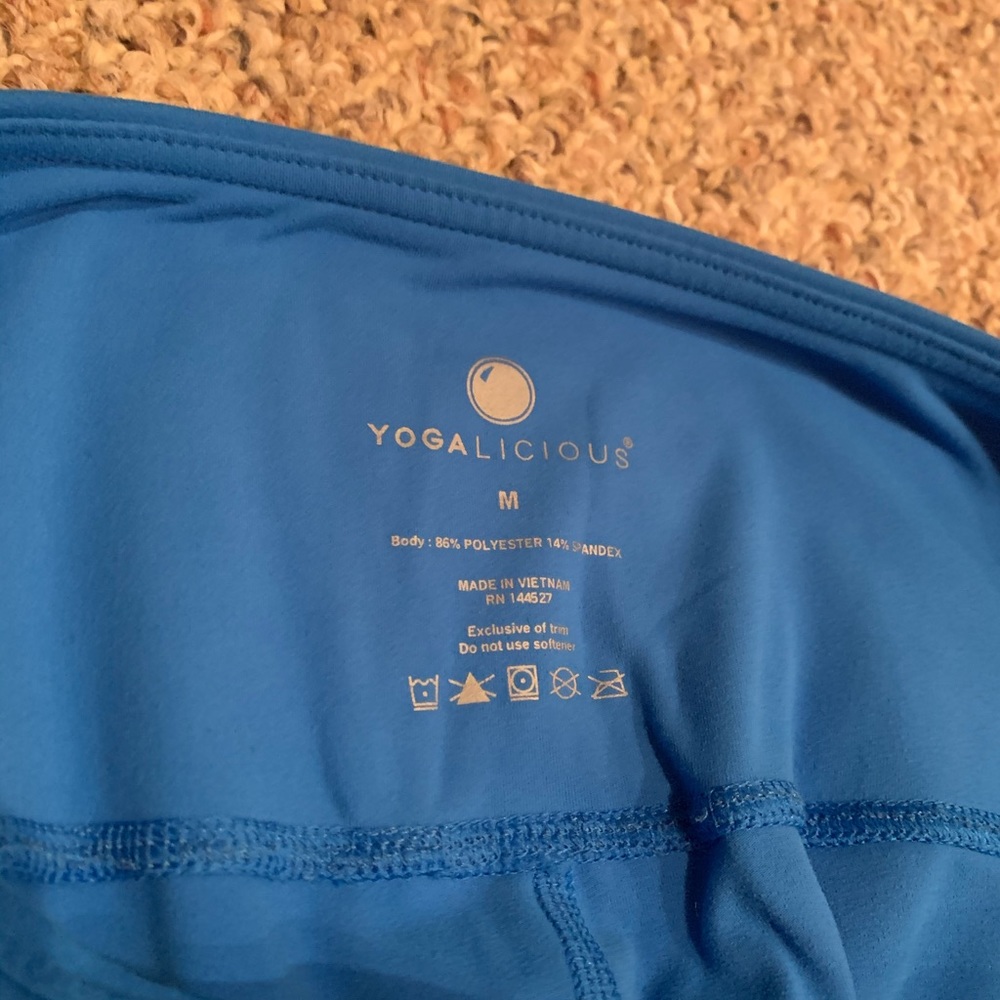 Yogalicious blue leggings